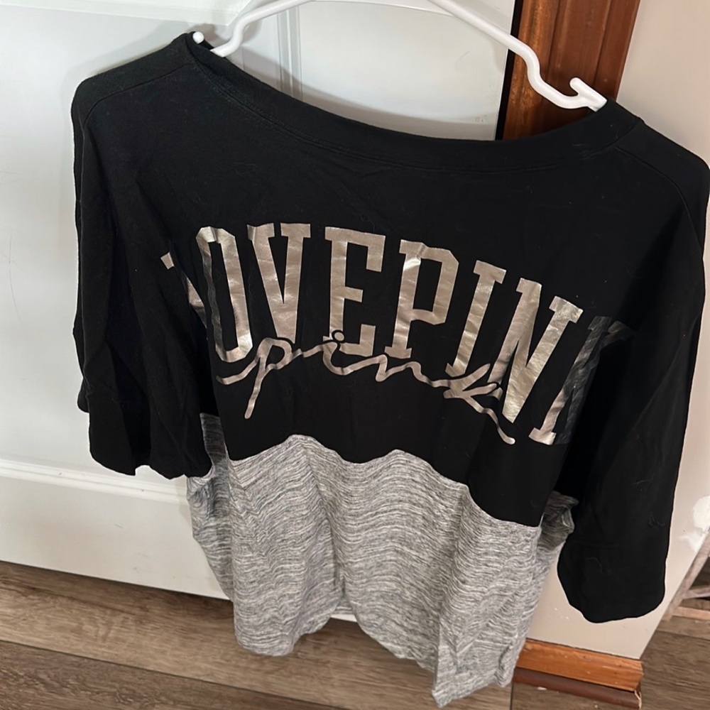 VS PINK Tee